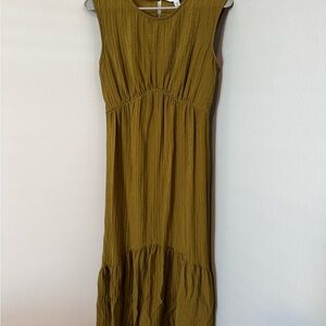 Elegant Olive Green Sleeveless Dress